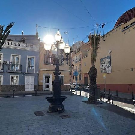 Great Apartment Close To Plaza De Torres Alicante Kültér fotó