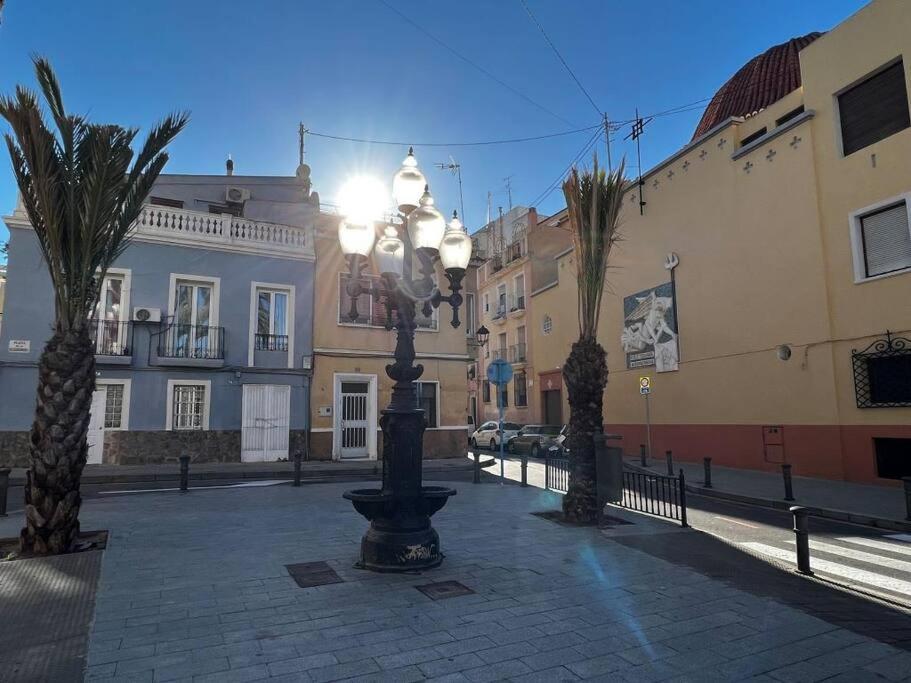 Great Apartment Close To Plaza De Torres Alicante Kültér fotó