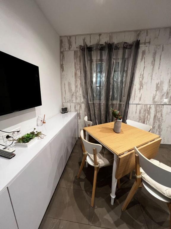 Great Apartment Close To Plaza De Torres Alicante Kültér fotó